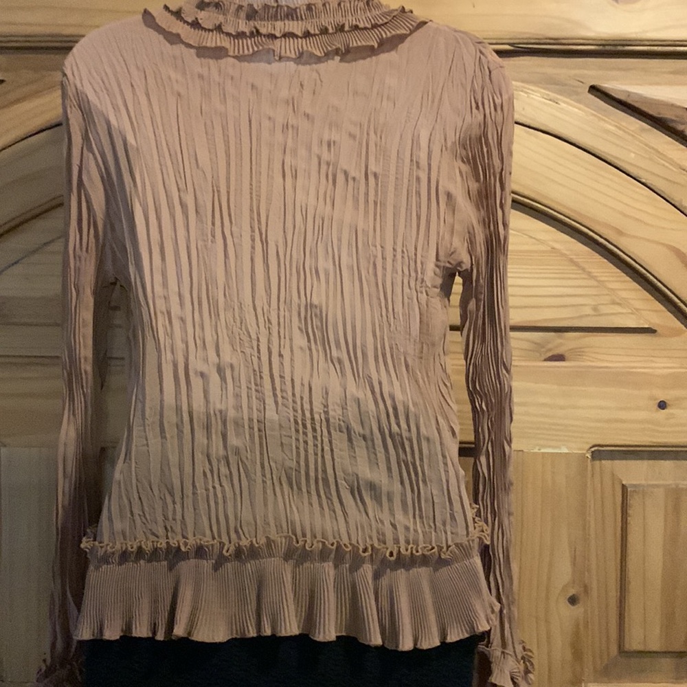 Ruffled Top - Picture 4 of 8